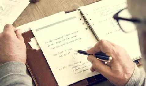 一篇標準的大學期末結(jié)課論文是這么寫出來的！